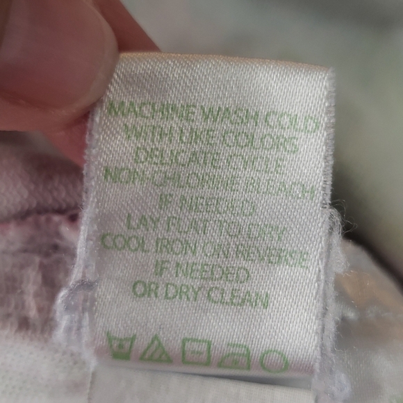 Lilly Pulitzer Summers Somewhere Jogger Shorts - Picture 7 of 7